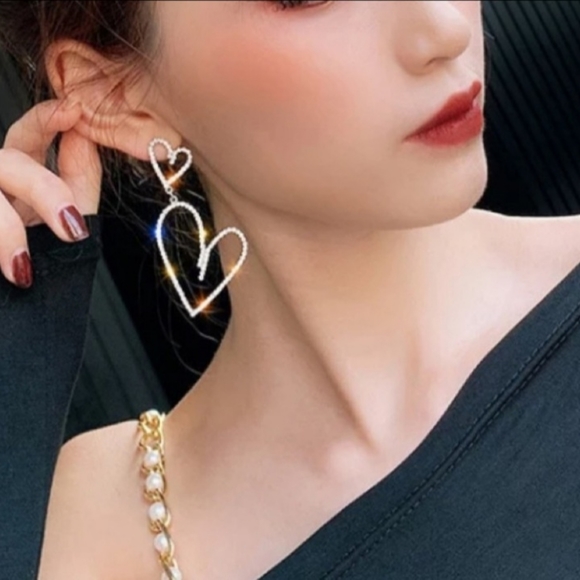 Jewelry - Diamond Double Heart Drop Earrings